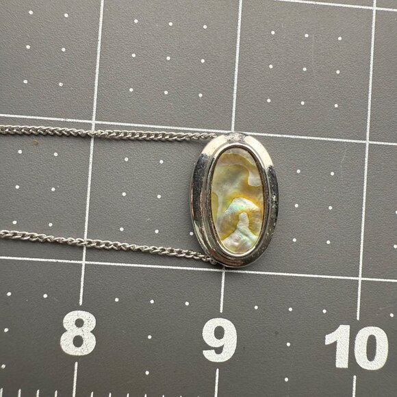 Avon Silver-Toned Genuine Abalone Oval Pendant Necklace With Chain & Spring Ring - Picture 6 of 6